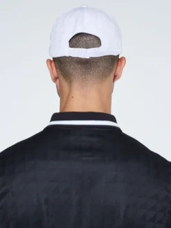 Geo Cap-White