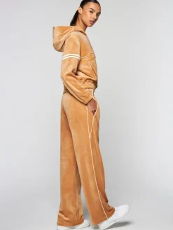 Mare Velour Pant- Meerkat